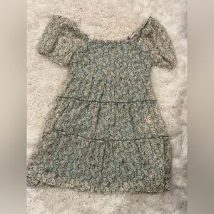 Floral short green dress